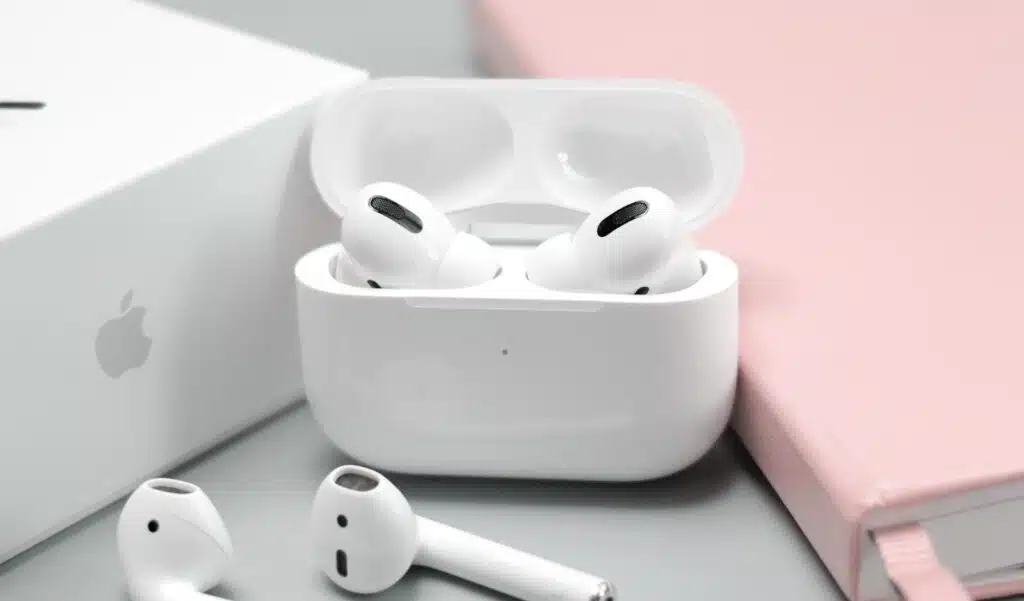 Top 10 Fast-Selling Products to Start Dropshipping on Jiji & Facebook (2026 Guide) 6 Wireless Earbuds